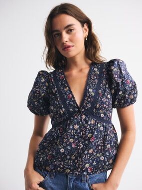 NWOT Puff Sleeve Button Through Top Cream Pattern | Abercrombie & Fitch | S